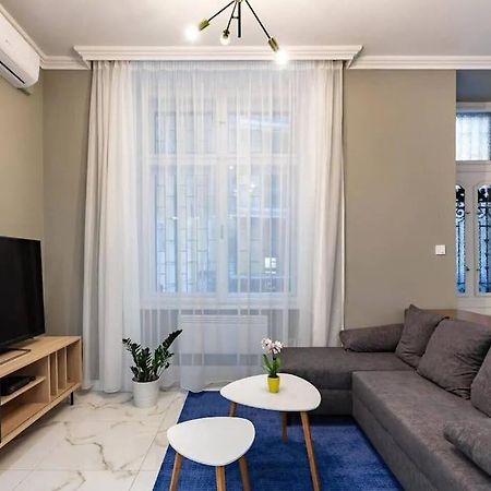 Luxurious Apartment In The Heart Of Budapest Exterior foto