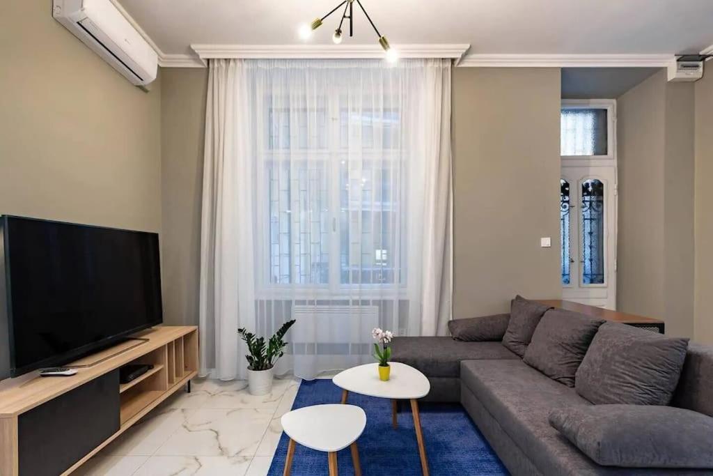 Luxurious Apartment In The Heart Of Budapest Exterior foto